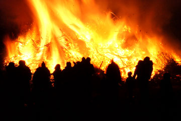 2016 03 26 Osterfeuer 4w